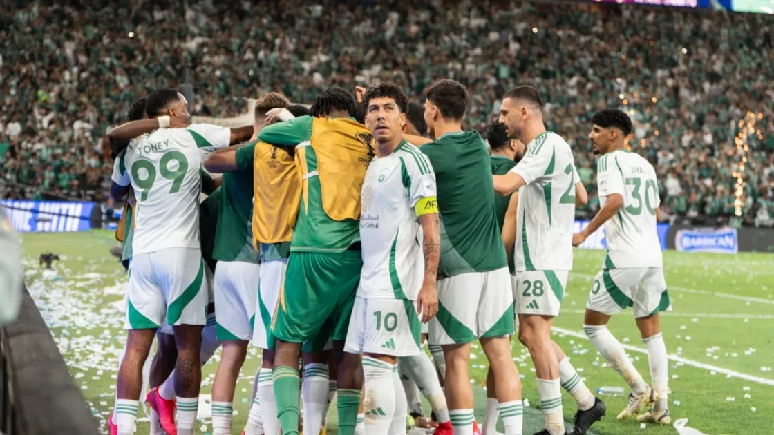 صفقة نارية بانتظار الأهلي.. مانشستر سيتي في مأزق كأس العالم للأندية