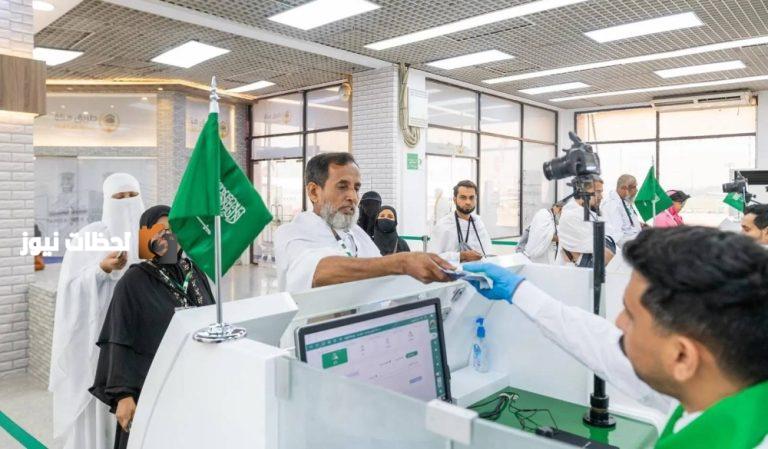 مدير مدرسة متقاعد من دكا يحقق حلمه في الحج الأول عبر طريق مكة
