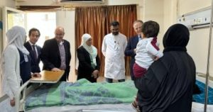 منظمة الصحة العالمية تتعاون مع بريطانيا لدعم الرعاية الصحية للفلسطينيين في مصر