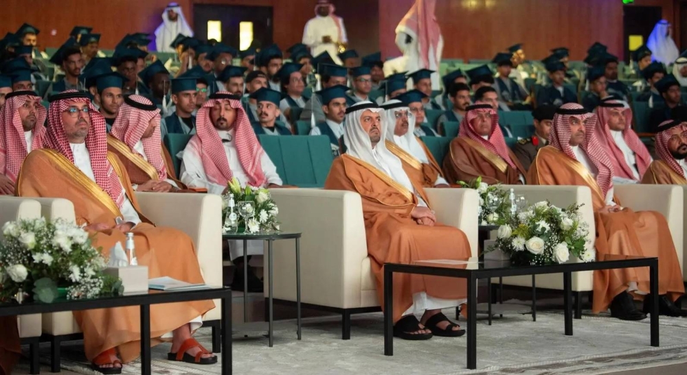 نائب أمير منطقة مكة يشارك في حفل التخرج الموحد للتدريب التقني والمهني