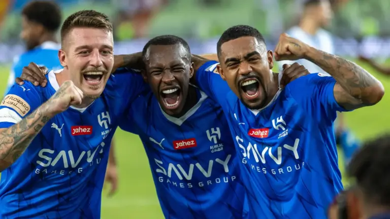 “استفزاز رونالدو”… نجم الهلال يمنع الجمهور من “هتاف شهير”