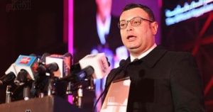 وزير الإسكان يتابع تقدم أعمال مشروع خط المياه من محطة تحلية البحر