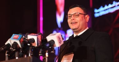 وزير الإسكان يتابع تقدم تنفيذ مشروع