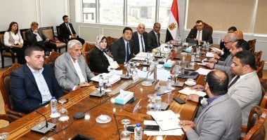 وزير الإسكان يتفقد تقدم المرحلة الثانية من محطة تنقية مياه الشرب في مدينة 6 أكتوبر