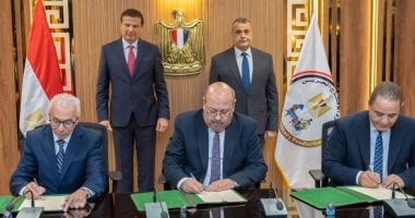 وزيرا الإنتاج الحربي والزراعة يشهدان توقيع اتفاقية لتعزيز استخدام المنتجات المدنية