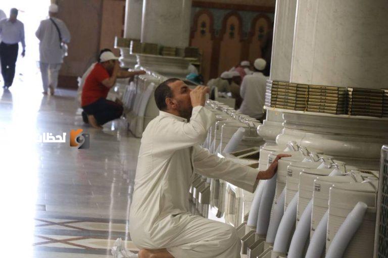زيادة درجات الحرارة تدفع لتكثيف أعمال التبريد في المسجد النبوي