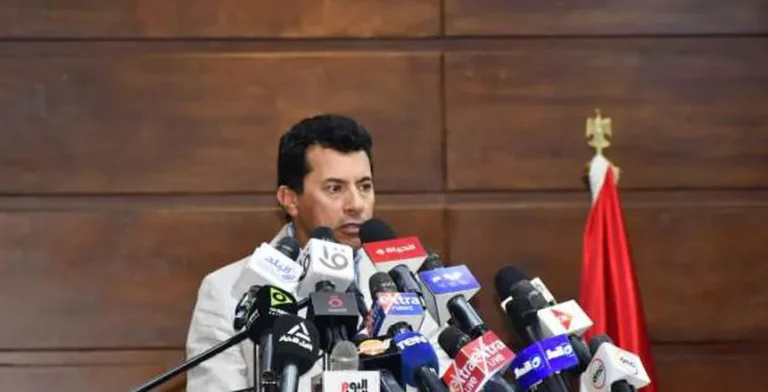 اتجاه في وزارة الرياضة لتأجيل انتخابات الأندية لمدة عام.