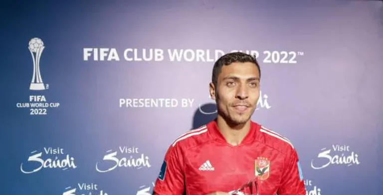 «مصمم على العودة القوية».. خطوة جديدة لمحمد شريف بعد توقيعه للأهلي
