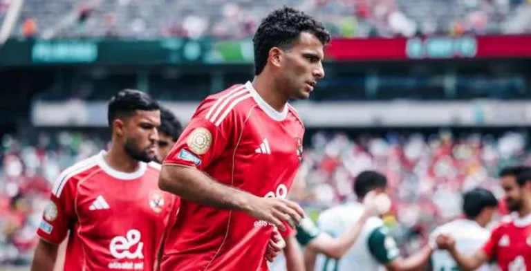 الأهلي يتخذ إجراءً ضد زيزو بسبب الزمالك!.. إسلام الشاطر يكشف التفاصيل