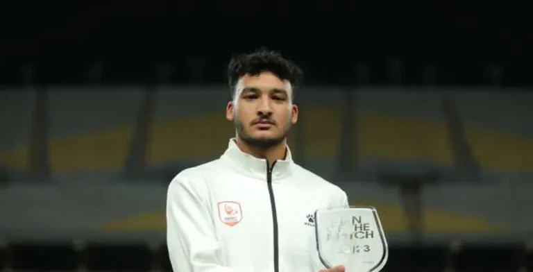 أمير هشام: الزمالك ينجح في إتمام صفقة مهاجم فاركو.. ومفاوضات للتعاقد مع كايد وتراوري.