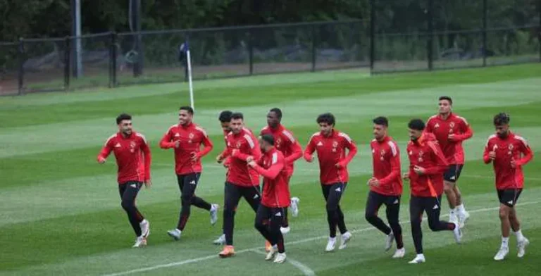 أسباب تمسك ريبيرو بالثلاثي الهجومي في الأهلي خلال فترة الصيف.