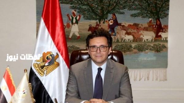 وزير الثقافة ومحافظ الإسكندرية يفتتحان الدورة العاشرة لمعرض الكتاب بالإسكندرية