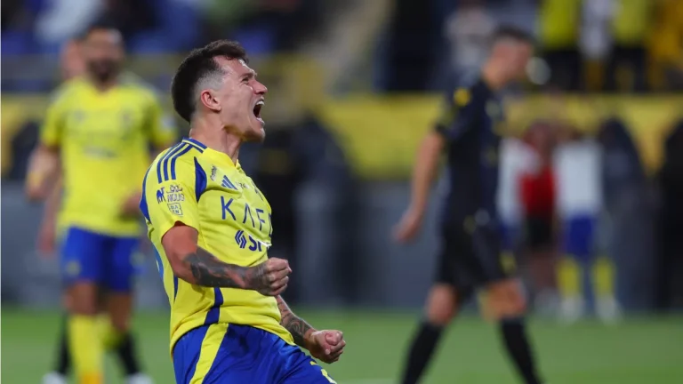 أحد أندية دوري روشن يسعى لضم أوتافيو من النصر، “العالمي يرحب بالصفقة”