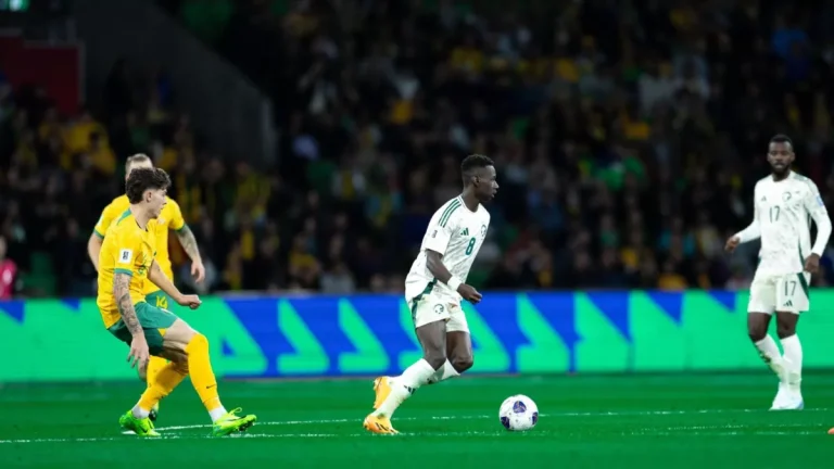 الدوري الإنجليزي يستقطب مروان الصحفي بعروض مثيرة