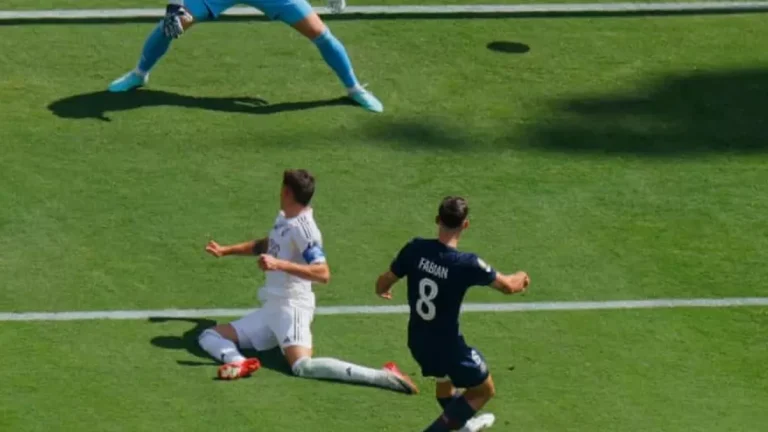 باريس سان جيرمان يتفوق على ريال مدريد بثلاثية في الشوط الأول بمونديال الأندية
