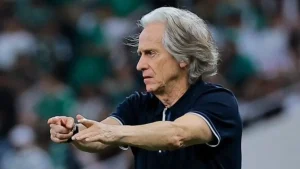 خيسوس يكشف عن موقفه ويضع حدًا لجدل الخيانة عقب لقاء النصر الصعب