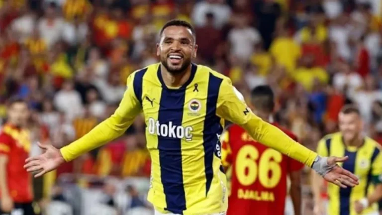فنربخشة التركي يتخذ قرارًا بشأن النصيري .. “هدف الهلال والنصر”