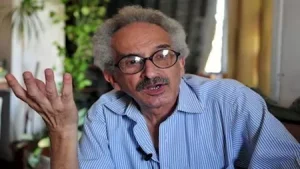 القناة الوثائقية تعلن بحزن رحيل الأديب الكبير صنع الله إبراهيم