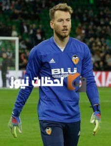 حارس برشلونة وآرسنال السابق يوقع مع نادٍ برازيلي بشكل مجاني