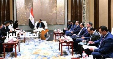 رئيس الوزراء يجتمع برئيسة شركة جيانغسو فينغهاي لتعزيز تقنيات تحلية مياه البحر