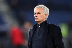 مورينيو يقترب من تدريب بنفيكا حتى 2027 باتفاق شفهي مع الإدارة