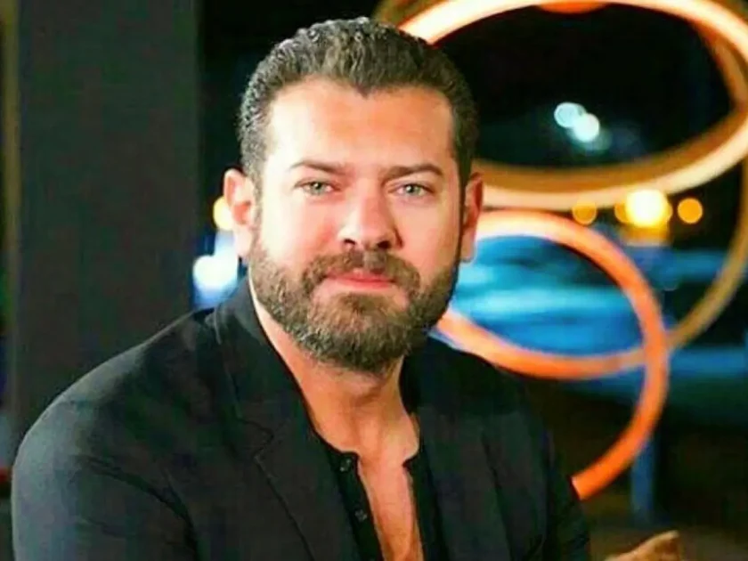عمرو يوسف