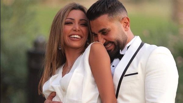 الفنان أحمد سعد يعلن عودته لزوجته علياء بسيوني بحفل في مراسي