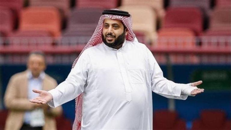 رئيس هيئة الترفيه السعودي يعلن توفير 20 جائزة في موسم الرياض بعد التفاعل مع نقل الطائرات