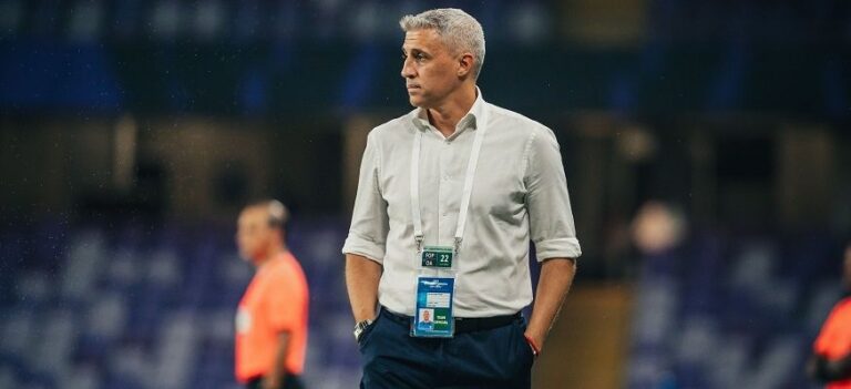 “لدينا وقت كبير للاستعداد للأهلي”| مدرب العين يتحدى الأهلي المصري قبل قمة الإنتركونتيننتال