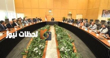 وزير الإسكان يجتمع مع المطورين الرئيسيين لمناقشة الاستراتيجية الوطنية للعمران المستدام والأخضر