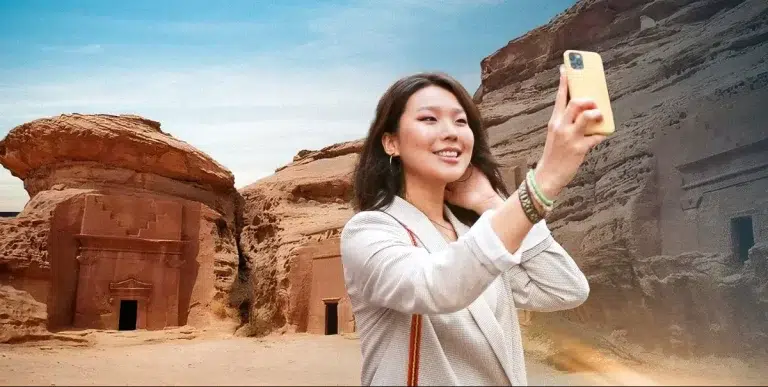 “العطلة الشتوية”.. السعودية تستقبل سياح صينين في بكين للترويج السياحي