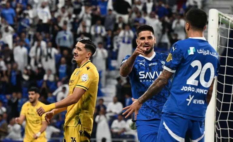 بعد كوارث لقاء النصر والخلود!! صدمات جديدة في مباراة الهلال والتعاون يفجرها سمير عثمان