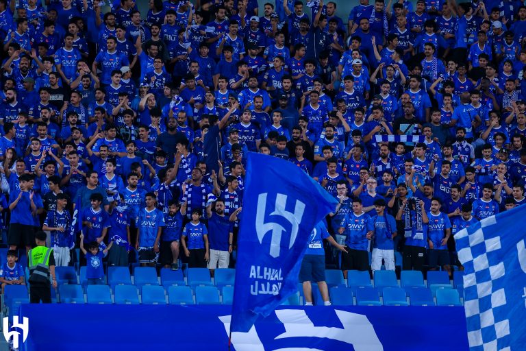 وُلد في الهلال السعودي | نجم الكرة المصرية يكشف رأيه في محترف الزعيم هذا الموسم