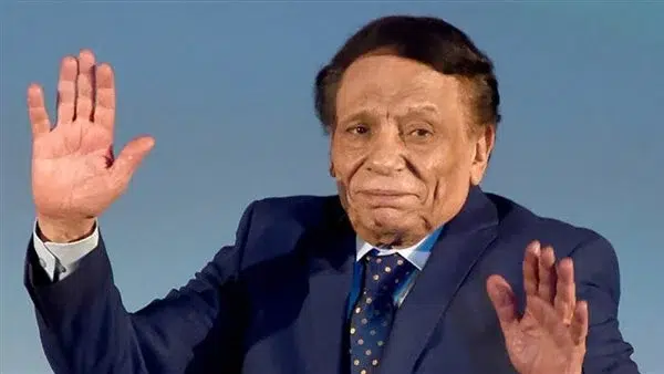 بعد اعتزاله الفن | تعرف على تفاصيل حياة الزعيم عادل إمام في الوقت الحالي