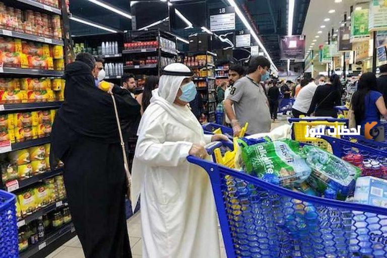 تحول حديقة شهيرة في جدة إلى سوق شعبي!! عمالة وافدة تستغل غياب الرقابة