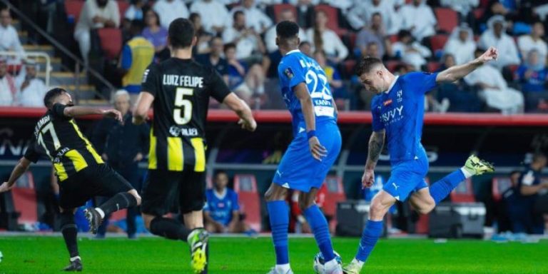 رغم أكله في روشن!! تاريخ الاتحاد والهلال في كأس الملك بشرى بإيقاف سلسلة انتصارات الزعيم