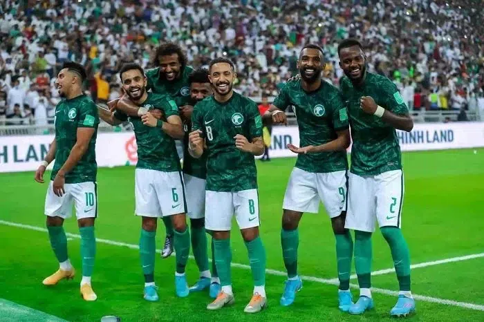 لاعب اليابان يشيد بالمنتخب الأخضر