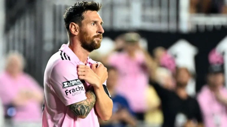 ميسي يقود فريقه لصدارة الدوري الأمريكي!! انتر ميامي في البلاي أوف بعد ثلاثية كولومبوس