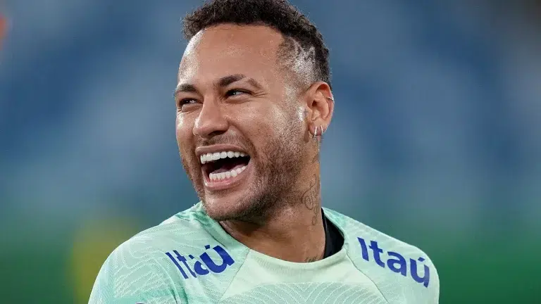 نيمار عاد أفضل مما سبق!! النجم البرازيلي يشارك في التدريبات الجماعية الأخيرة للأزرق