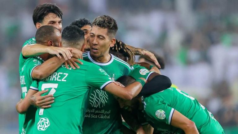 نجم العميد التاريخي يتوقع | هجوم الأهلي سيء والاتحاد قادر على انهاء الفوضى في ديربي جدة