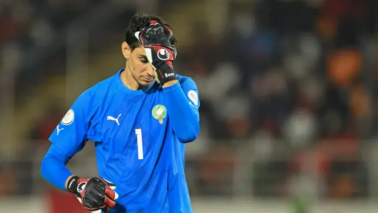 بعد أخبار إصابته… ياسين بونو يطمئن جماهير الهلال السعودي عن صحته