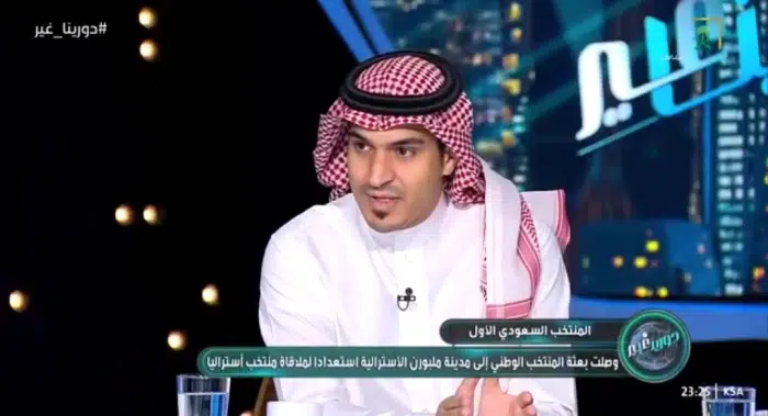 كل ما يحدث بسبب هذا الشخص | “أباعود” ينتقد استمرار مدير المنتخب السعودي مع الأخضر!!