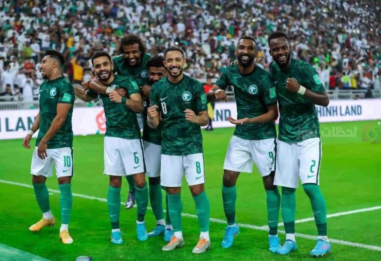 بأسلوب نجم الهلال!! صاحب هدفيّ إندونيسيا يستفز الأخضر بتصرف صادم