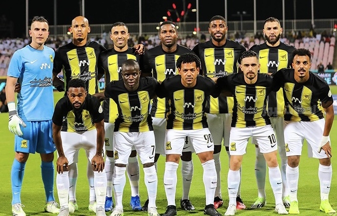 إنجاز تاريخي جديد للعميد | الاتحاد متصدر دوري روشن السعودي والهلال مترقب في خوف