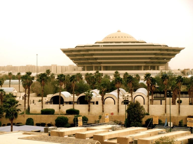 مصير من تزوج من هذه الجنسيات | السعودية تعلن منع زواج مواطنيها من جنسيات عربية محددة نهائيًا!