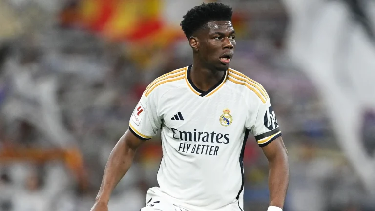 الفرق الأوروبية الكبرى تسعى لضم نجم ريال مدريد وليفربول تعتبره الخيار الأمثل