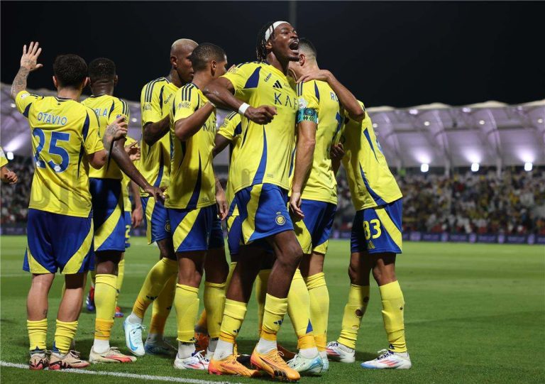 كل ما تبقى هو الدوري الأمريكي!! نيفيل يصدم جماهير النصر السعودي بحديث مثير عن مستقبل الدون