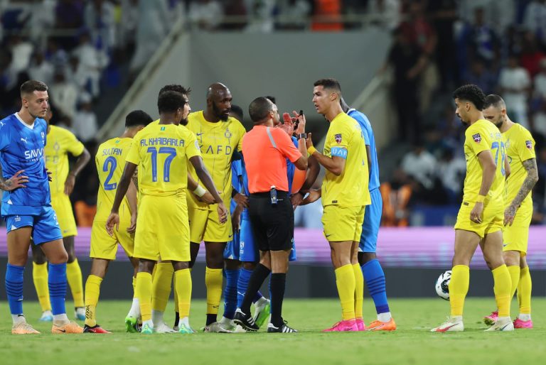 بعد مباراة الهلال والنصر محمد نور يرد على الدعيع: “سبحان مغير الأحوال!”
