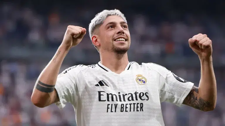 فالفيردي يكشف رحلته الصعبة نحو ريال مدريد: “عملت عائلتي 24 ساعة ليشتري لي حذاء كرة”