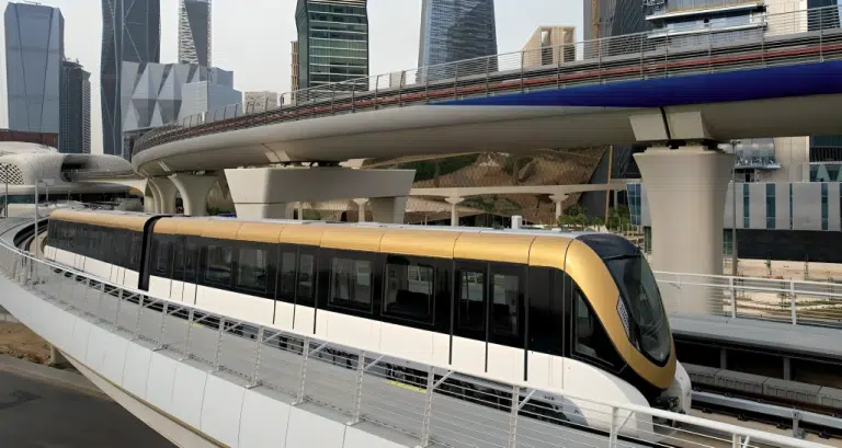 قطار الرياض يعزز الاقتصاد المحلي ويوفر امتيازات ضخمة للمدينة.. تعرف على التفاصيل
